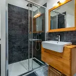 Apartment Centre, Deux Pieces, Calme, Terrasse Plein Sud