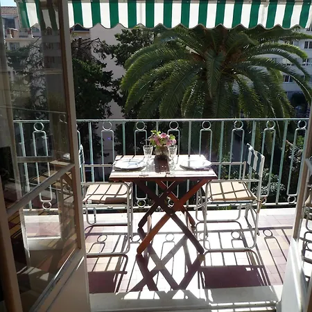 Centre, Deux Pieces, Calme, Terrasse Plein Sud Nice